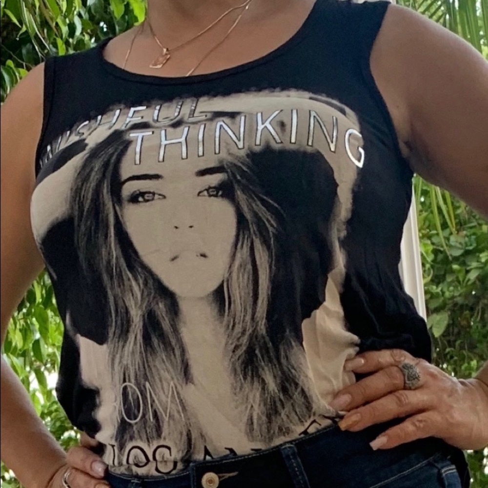 Top with attitude 👯‍♀️